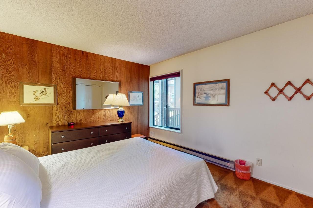 Fireside At The Village Mammoth Lakes Exterior photo
